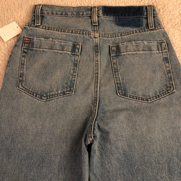 URBAN OUTFITTERS by BDG Cropped Denim Culotte Jean - Picture 8 of 8